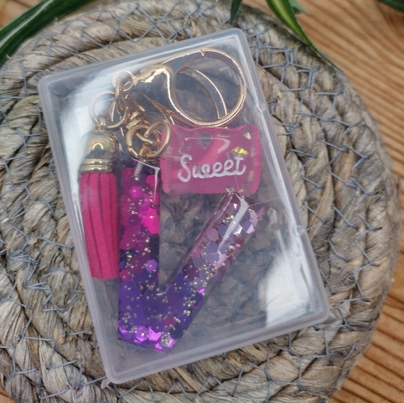 SELOVO Initial  " V" Keychain Purple Letter Alphabet Sweet Bag Charm Key Chain . - Picture 8 of 9
